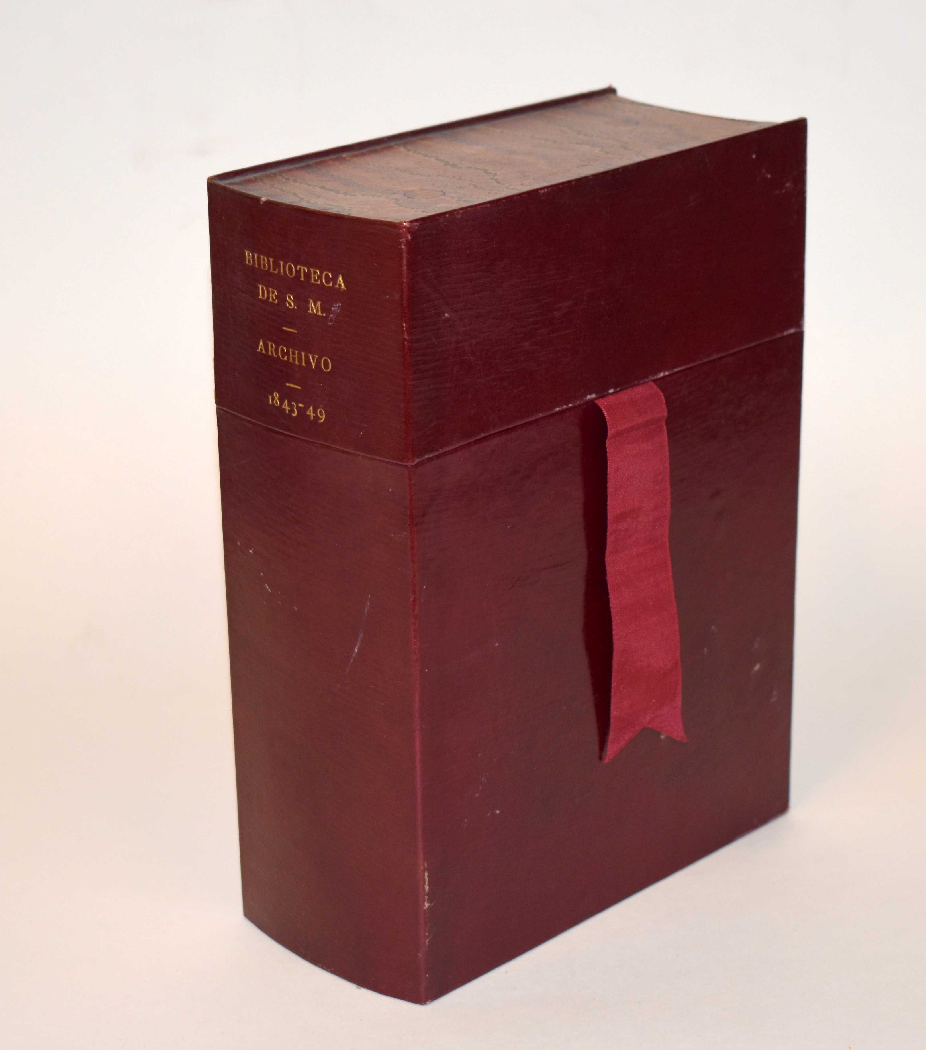 Caja Archivador del Archivo de la Biblioteca de su majestad, años 1843 a 1849, donde se conserva la documentación sobre Pauline de Courcelles (ARB/4, CARP/6, docs. 48-52).